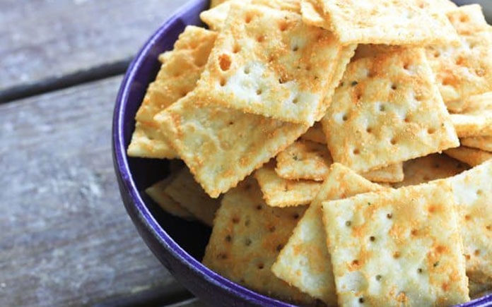 Một số loại Biscuits trên thị trường chúng ta thường thấy như: Cream cracker, Soda cracker, Savoury (Snack crackers), Short dough biscuits