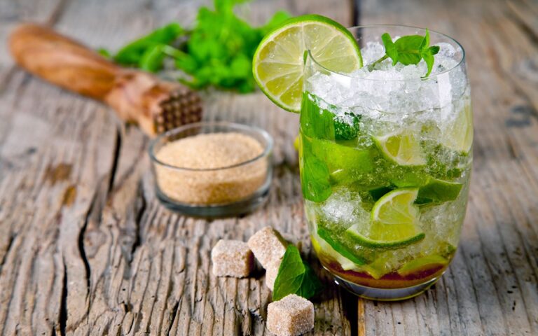 Mẹo hay đánh bay quầng thâm mắt cực kỳ hiệu quả