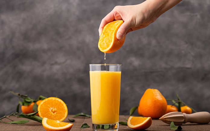 Tỏi và trái cây họ cam, quýt, bưởi, chanh... chứa vitamin C, cũng có tác dụng tăng sức đề kháng cho cơ thể, phòng nCoV. Hãy cùng Foodnk tìm...