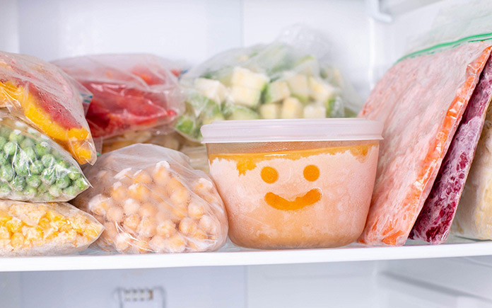 Bài viết này, Foodnk sẽ mách mẹo giúp bạn bảo quản rau trong tủ lạnh cả tuần mà vẫn tươi bằng 1 tờ giấy ngay sau đây...