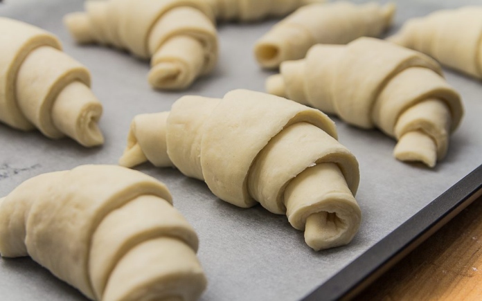 Hôm nay, Foodnk sẽ giúp bạn đổi vị bằng công thức làm bánh Croissant rất đơn giản. Đây là loại bánh mì nổi tiếng ở nước Pháp...