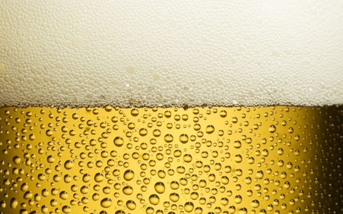 Sản xuất bia không cồn theo phương pháp sinh học chủ yếu thay đổi các điều kiện công nghệ đường hóa và lên men.