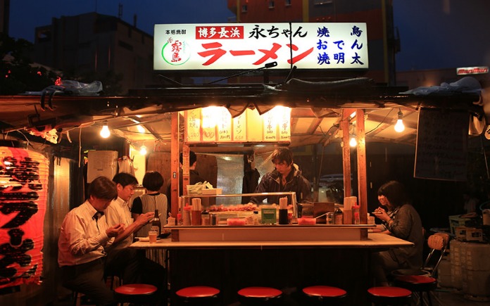 Yatai là hình thức được xem tô màu rõ nét hơn cho ẩm thực Nhật Bản. Vậy, tại sao lại nói ẩm thực Yatai như vậy...