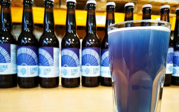 Bia có màu xanh đã được phát triển trên thị trường. Tuy nhiên, loại bia từ sắc tố tự nhiên này chưa được đến gần với người tiêu dùng...