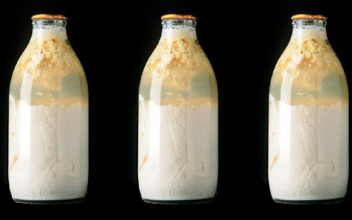 Sữa là loại sản phẩm dễ bị hư hỏng do có thành phần sinh hóa phức tạp và hoạt độ nước cao. Các nguyên nhân thường do vi sinh vật, enzym...