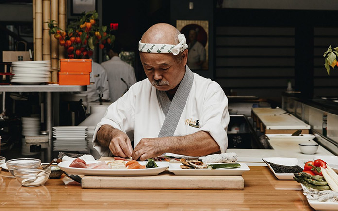 Nguồn gốc của sushi xuất phát từ Nhật Bản. Đến nay, sushi đã được biết đến rộng rãi và có tổng 150.000 cửa hàng trên khắp các nước...