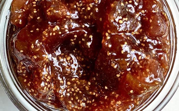 Mứt jam quả sung có nhiều thành phần dinh dưỡng có lợi cho cơ thể. Hãy cũng Foodnk tìm hiểu quy trình chế biến của mứt jam quả sung nhé.