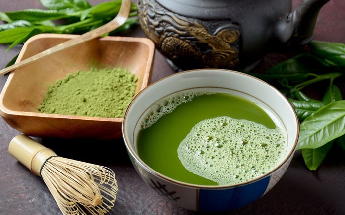 Trà matcha đang trở nên phổ biến trên toàn thế giới. Hãy cùng Foodnk tìm hiểu về trà matcha và các hoạt chất chống oxy hóa của chúng nhé!