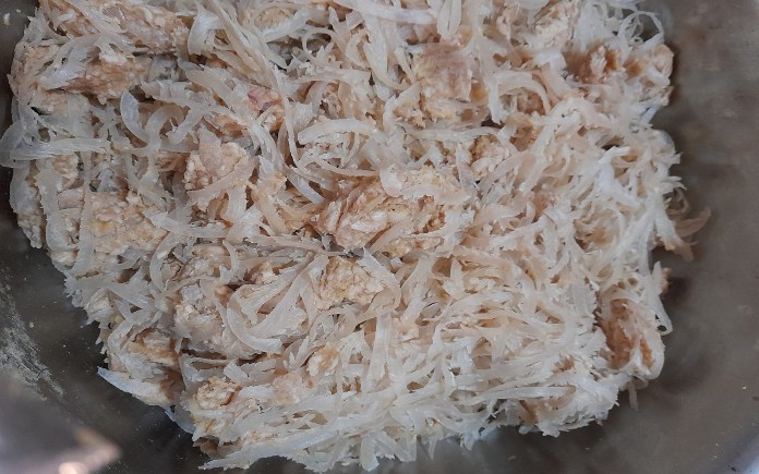 Nem nắm ở Nam Định là một đặc sản mà ai cũng ưa thích. Và Foodnk sẽ cùng bạn tìm hiểu về quy trình chung nhất sản xuất nem nắm Nam Định