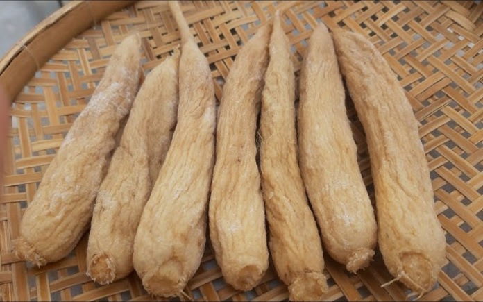 Món xá bấu mặn Bạc Liêu rất được ưa thích phải trải qua nhiều công đoạn. Foodnk sẽ cùng bạn tìm hiểu về quy trình sản xuất xá bấu mặn nhé!