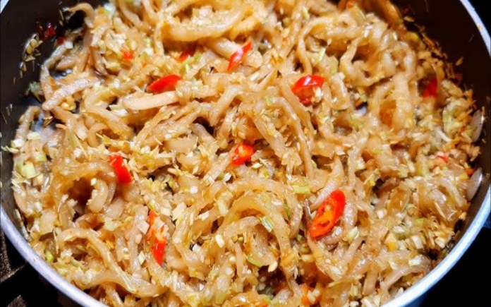 Xá bấu là một món ăn rất đơn giản nhưng lại được nhiều người miền Tây cực kì ưa thích. Vậy Foodnk sẽ cùng bạn tìm hiểu về món xá bấu này