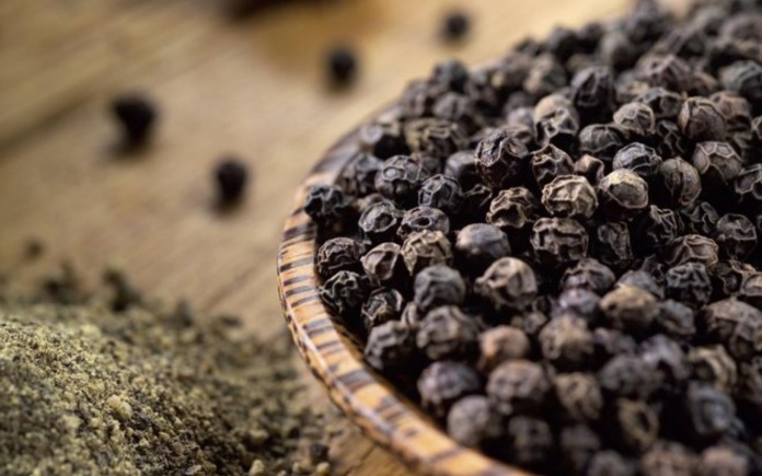 Một số gia vị có thể giúp đốt cháy calo để giảm cân. Vậy Foodnk sẽ điểm qua những loại gia vị giúp giảm cân có thể đưa vào thực đơn nhé!