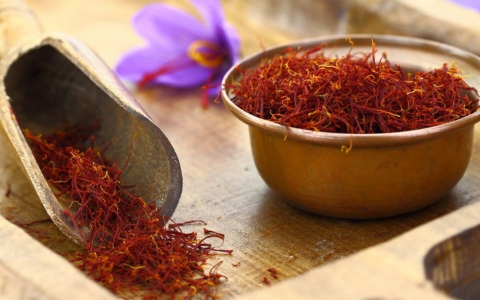 Nhụy hoa nghệ tây là dược liệu quý trên thế giới. Tuy nhiên, người dùng cần lưu ý khi sử dụng nhụy hoa nghệ tây để tận dụng lợi ích của nó.