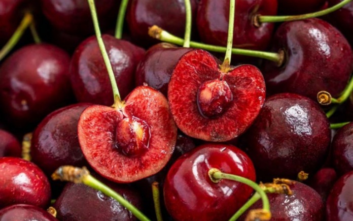 Hương quả anh đào luôn giữ một hương vị độc đáo với khả năng kết hợp đa dạng. Foodnk sẽ đi sâu tìm hiểu về loại phụ gia thực phẩm này nhé!