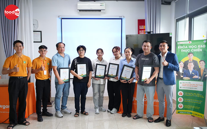 Khép lại Khóa học R&D Thực chiến tháng 7, Foodnk vô cùng trân trọng cảm ơn tất cả các Anh/Chị học viên đã dành thời gian tham gia,...